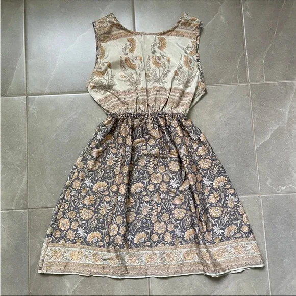 Indie Floral Summer Dress - Picture 3 of 5